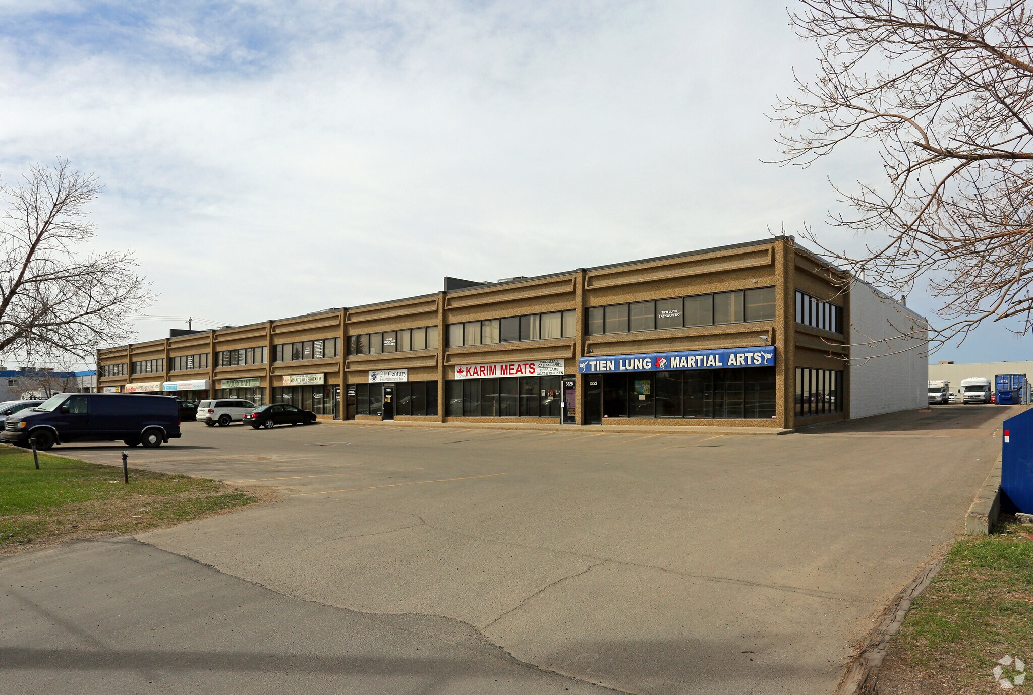 3304-3332 Parsons Rd NW, Edmonton, AB à vendre Photo du bâtiment- Image 1 de 1