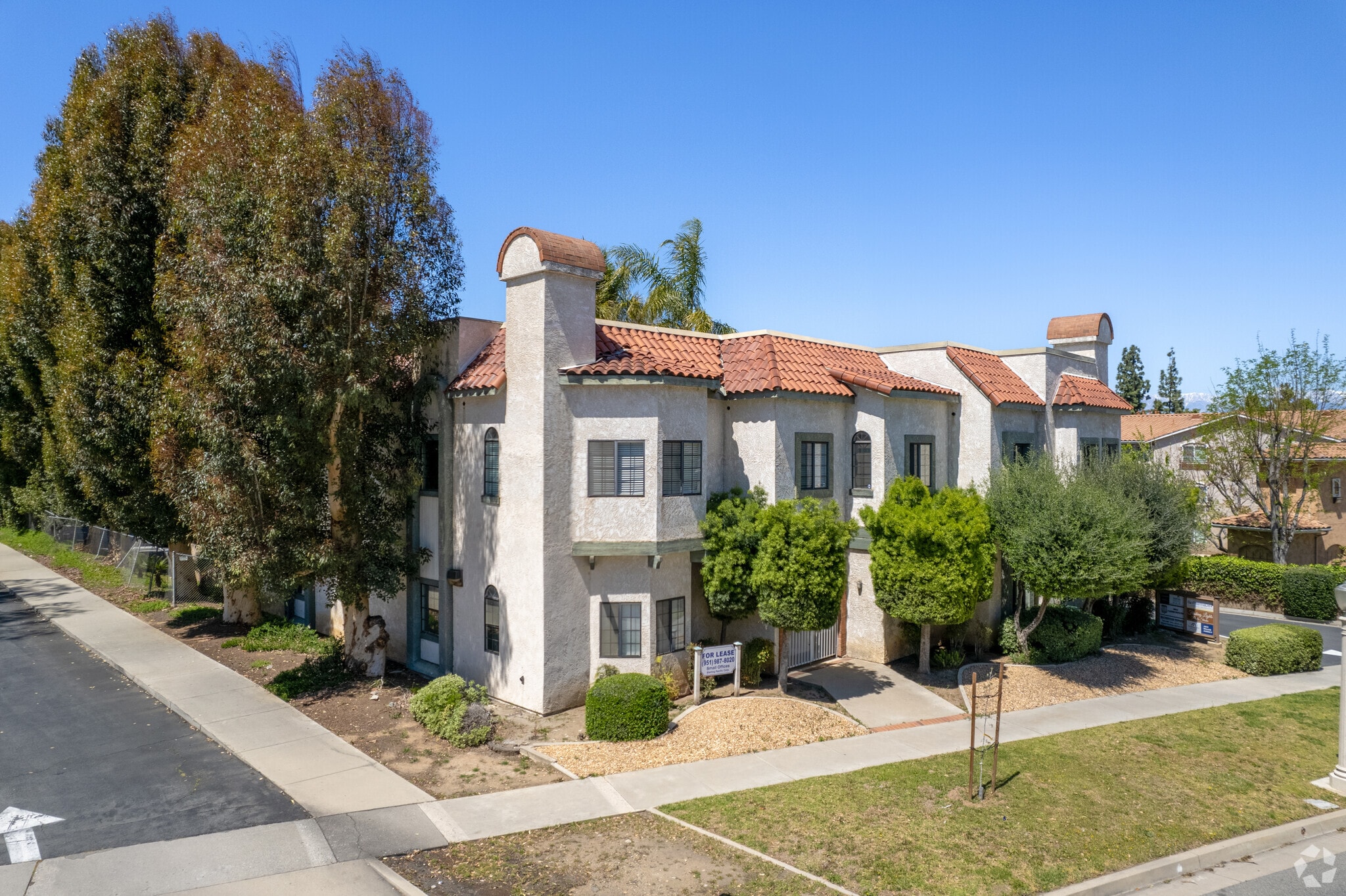 370 W Grand Blvd, Corona, CA for sale Primary Photo- Image 1 of 28