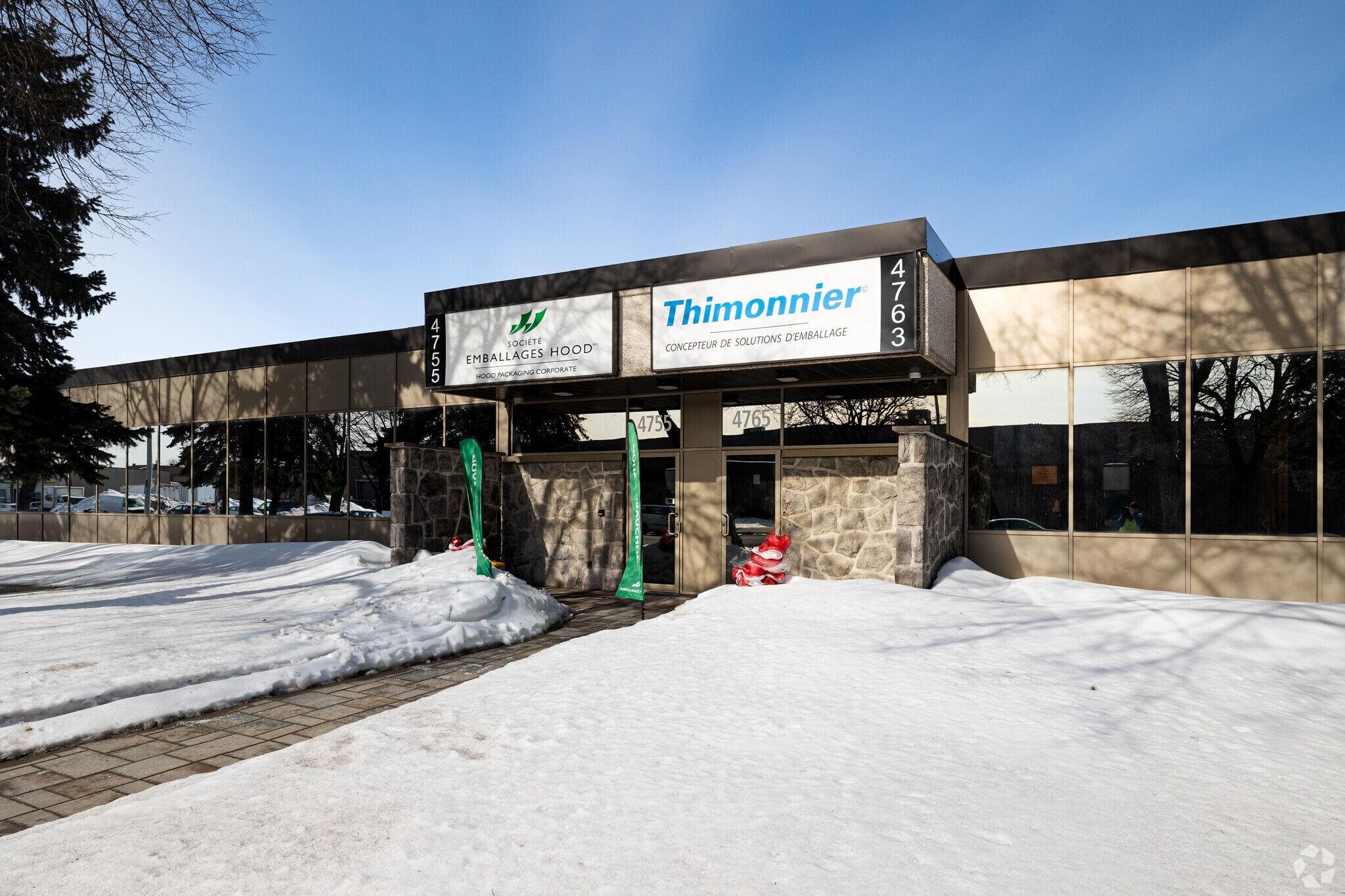 4753-4767 Boul Des Grandes-Prairies, Montréal, QC for lease Primary Photo- Image 1 of 6