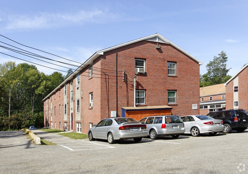 10-14 Strafford Ave, Durham, NH à vendre - Photo du bâtiment - Image 2 de 6