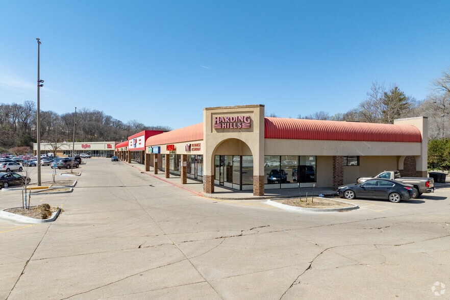 3420 Martin Luther King Jr Pky, Des Moines, IA for lease - Primary Photo - Image 1 of 9