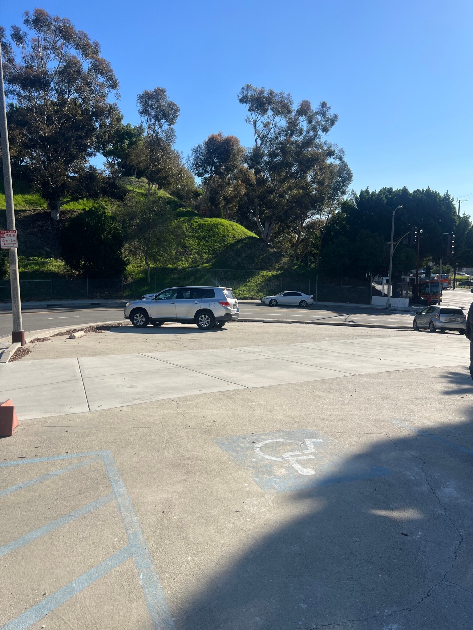 5411 Valley Blvd, Los Angeles, CA for lease Interior Photo- Image 1 of 14