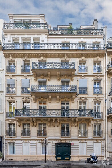 7 Rue D'Artois, Paris for lease - Primary Photo - Image 1 of 8