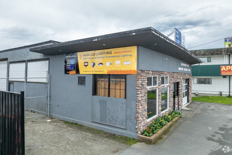 8896 Young Rd, Chilliwack, BC for sale - Building Photo - Image 1 of 1