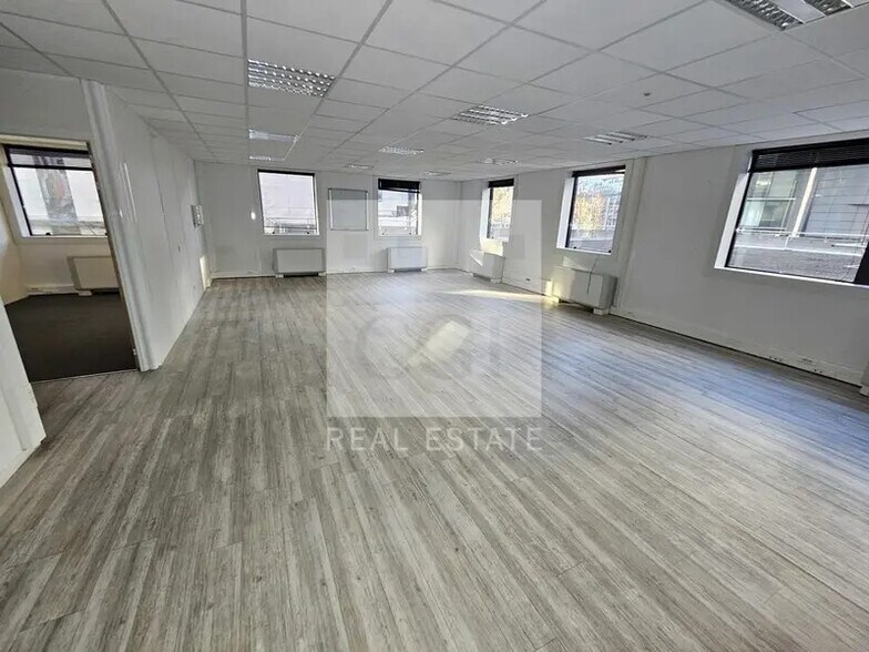 Bureau dans Grenoble à louer - Photo intérieure - Image 2 de 11
