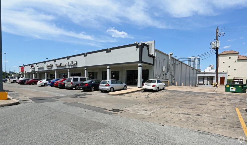 3401-3471 Kirby Dr, Houston, TX à louer - Photo du bâtiment - Image 3 de 5