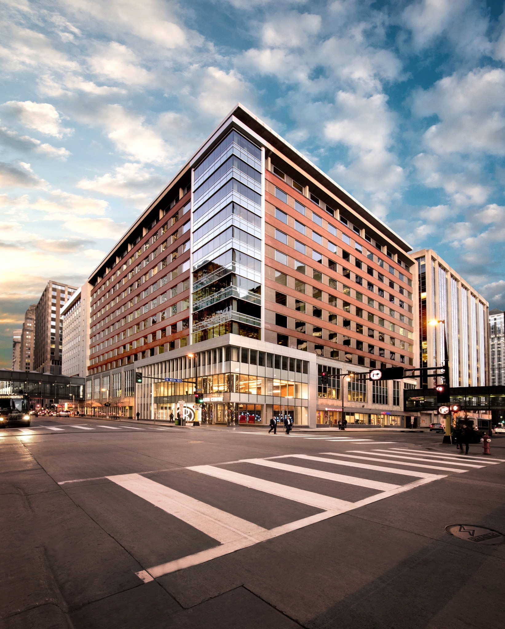 733 Marquette Ave, Minneapolis, MN for lease Primary Photo- Image 1 of 18