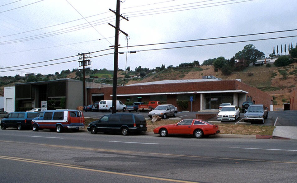 751 Monterey Pass Rd, Monterey Park, CA for lease - Building Photo - Image 2 of 10