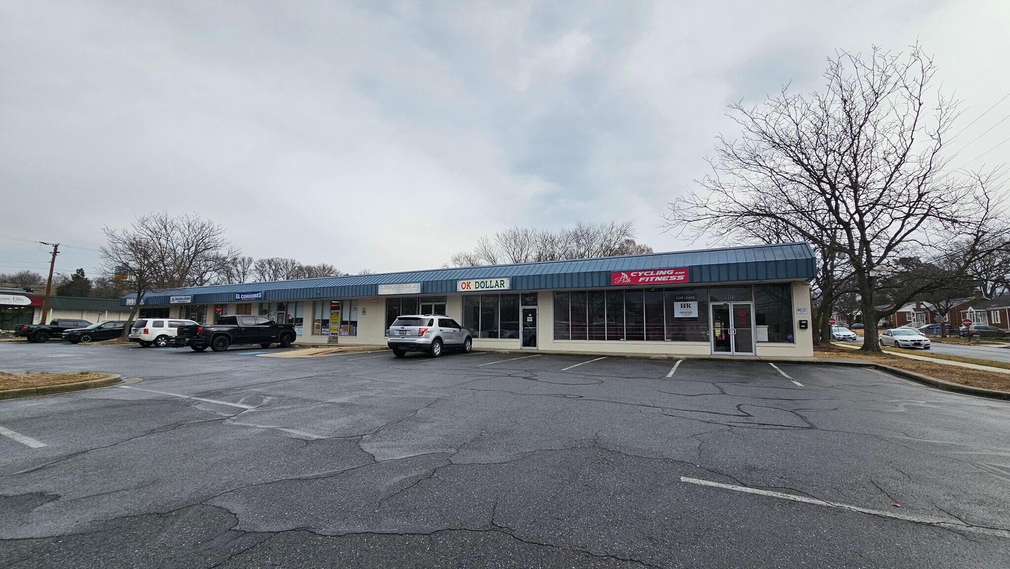 9933-9937 Rhode Island Ave, College Park, MD à louer Photo du bâtiment- Image 1 de 10