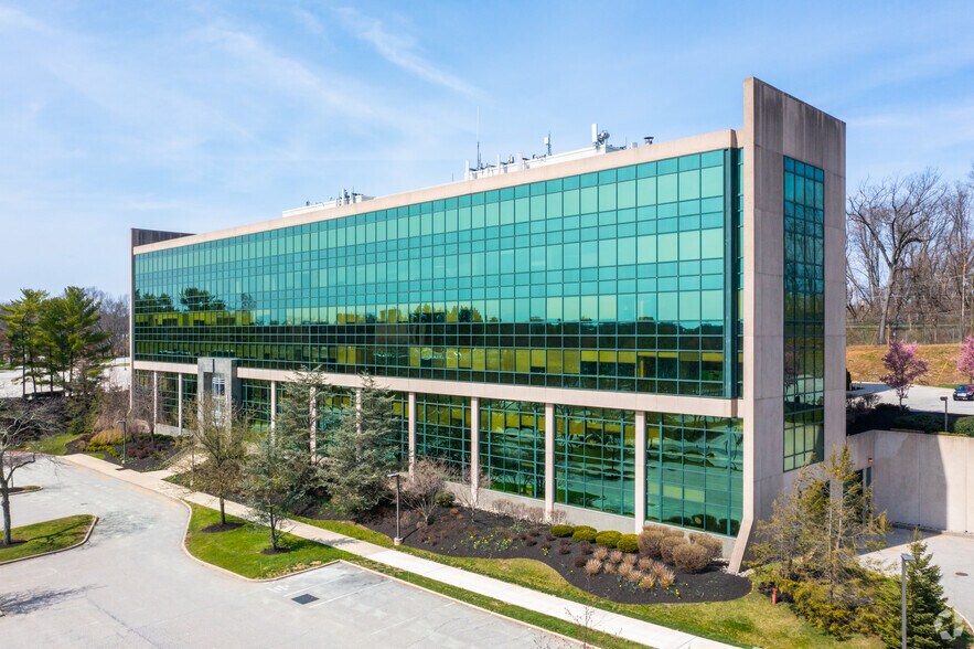201 King of Prussia Rd, Radnor, PA à louer - Photo principale - Image 1 de 16