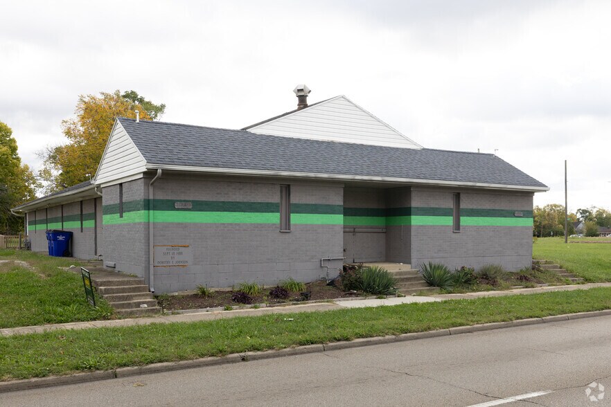 120-122 S James H Mcgee Blvd, Dayton, OH à vendre - Photo du bâtiment - Image 2 de 15