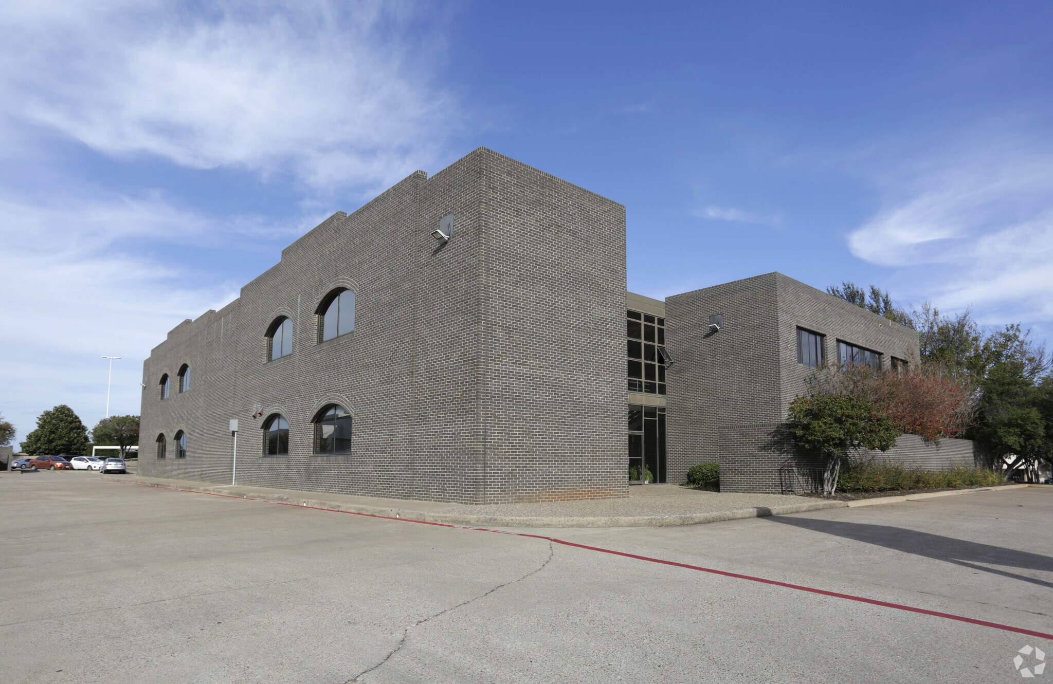 4900 Overton Ridge Blvd, Fort Worth, TX for lease Primary Photo- Image 1 of 4