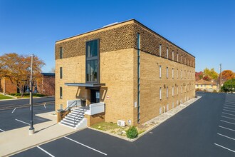1110 Morse Rd, Columbus, OH for lease Building Photo- Image 1 of 6