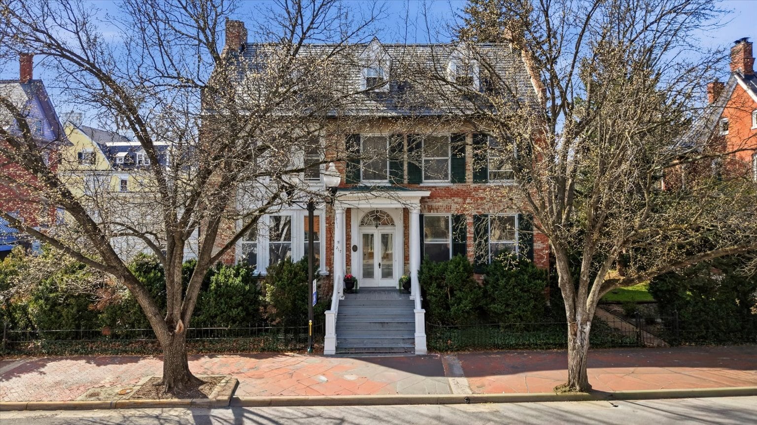 217 W Boscawen St, Winchester, VA for sale Primary Photo- Image 1 of 26