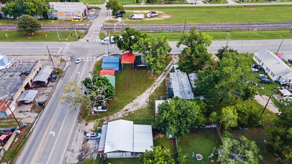 940 Waller ave, Brookshire, TX for sale - Building Photo - Image 3 of 70