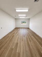 13855 W Wainwright Dr, Boise, ID for lease Interior Photo- Image 1 of 2