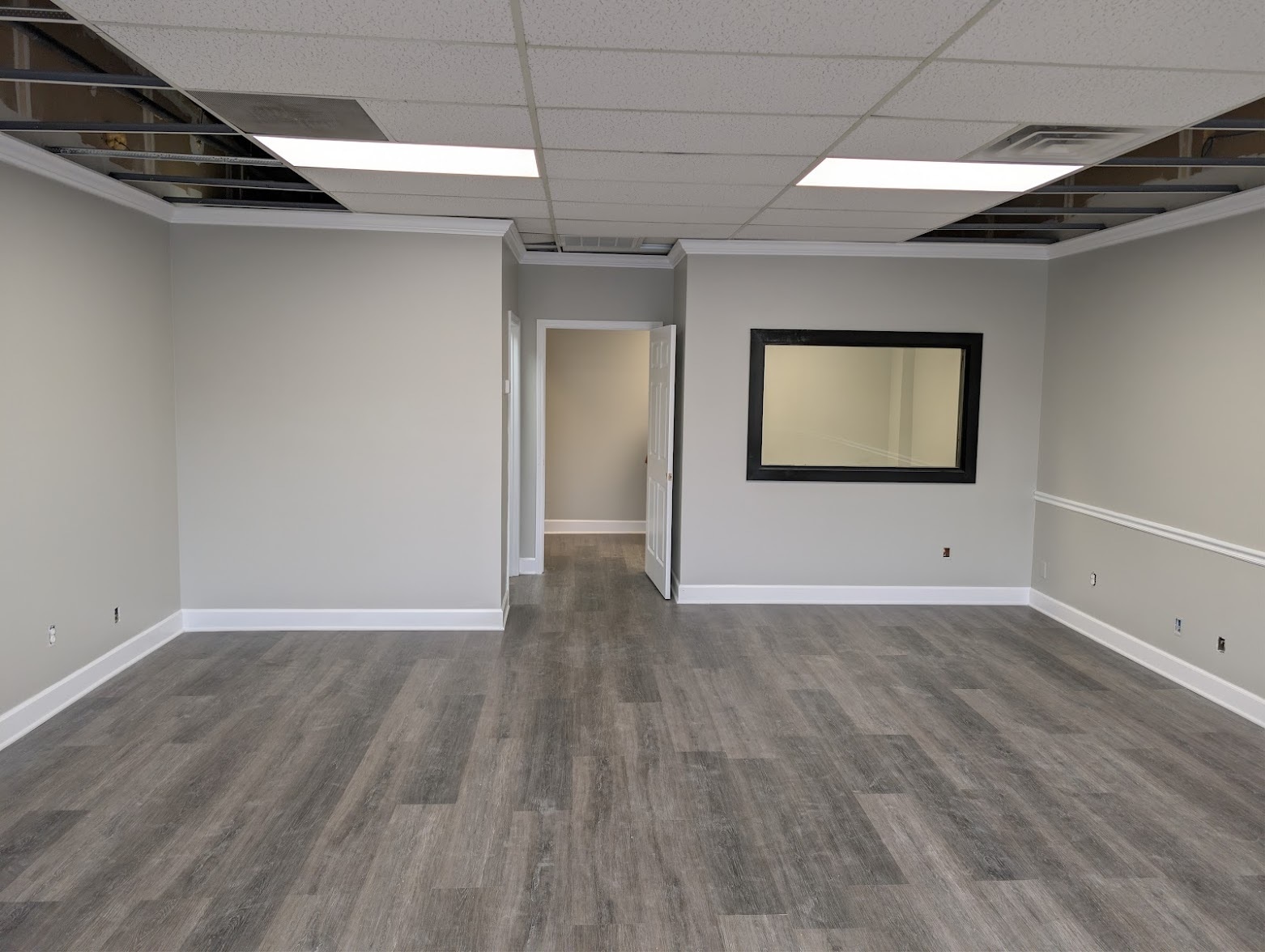4500 S Main St, Acworth, GA for lease Interior Photo- Image 1 of 2