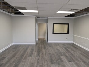 4500 S Main St, Acworth, GA for lease Interior Photo- Image 1 of 2