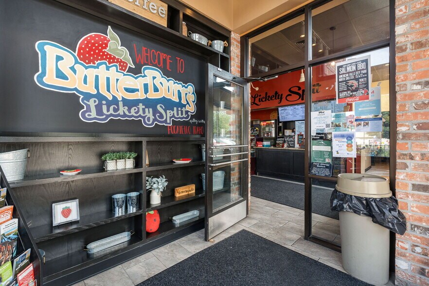 1138 Yellowstone, Pocatello, ID à vendre - Photo du bâtiment - Image 3 de 43