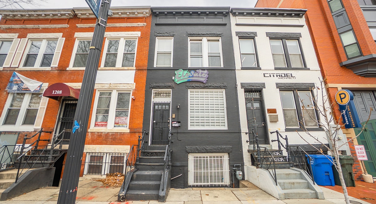 1210 Pennsylvania Ave SE, Washington, DC for sale Primary Photo- Image 1 of 8