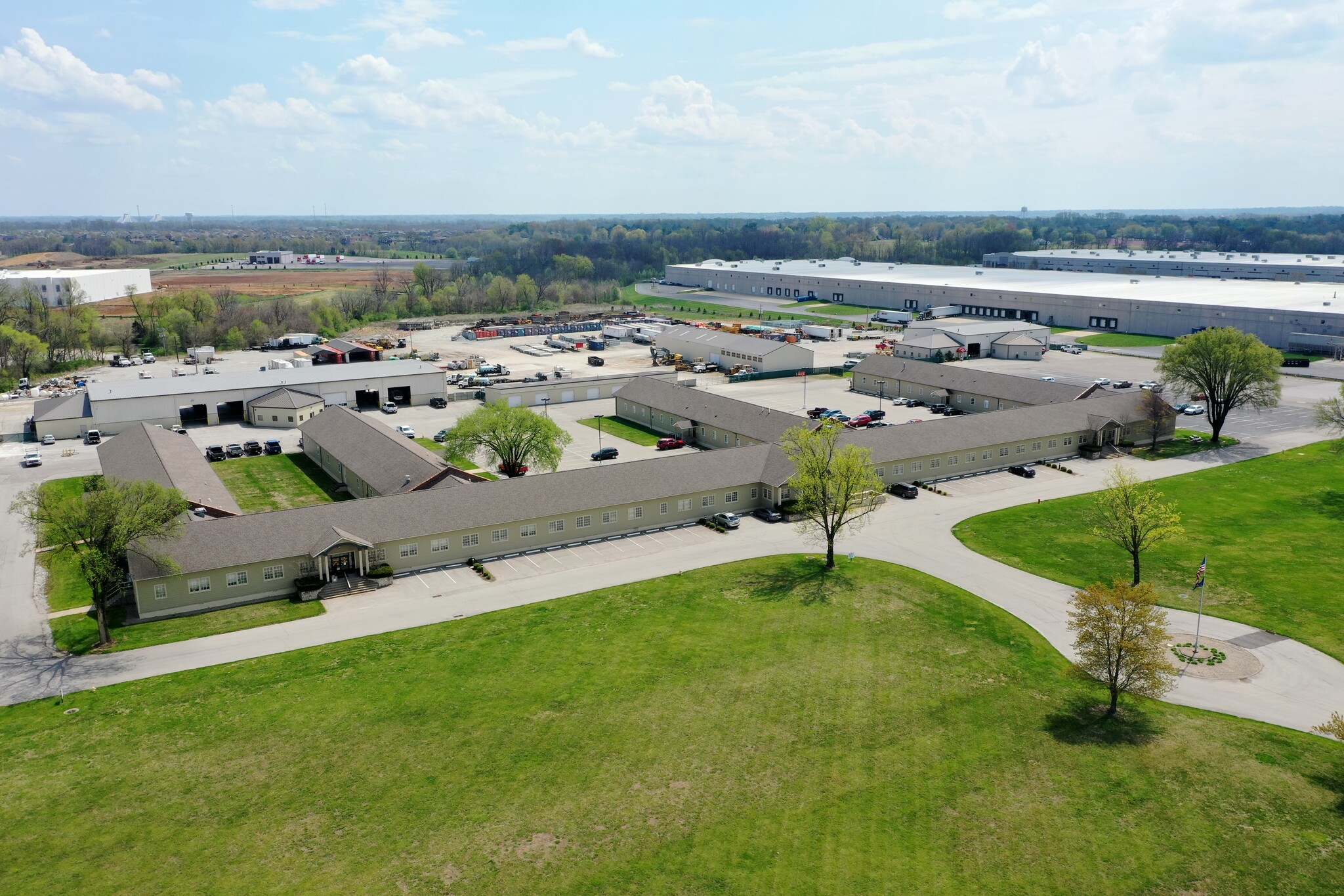 6200 E Hwy 62, Jeffersonville, IN for lease Building Photo- Image 1 of 11