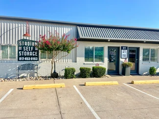 Plus de détails pour 911-1003 E Broad St, Mansfield, TX - Bureau à louer