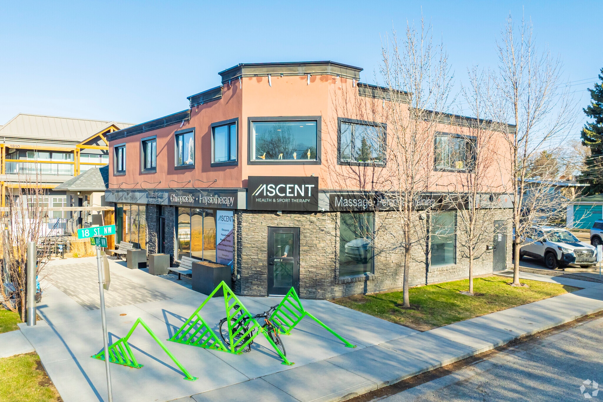 1904 20th Ave NW, Calgary, AB for sale Primary Photo- Image 1 of 1