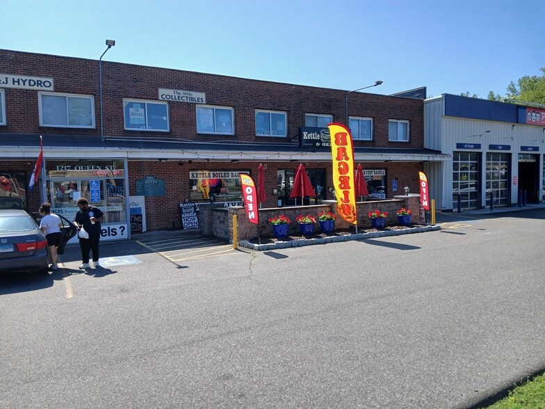 1217 Queen St, Southington, CT for sale - Building Photo - Image 2 of 13