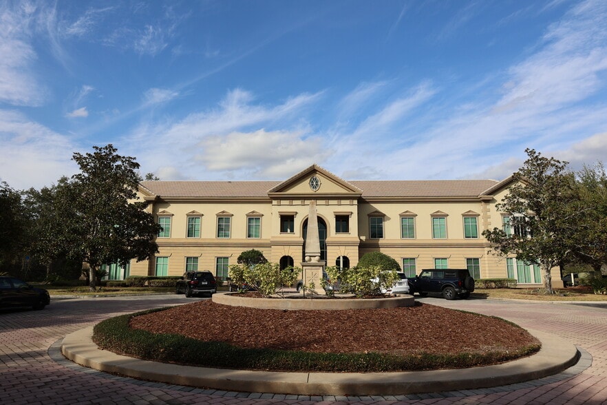 1500 Park Center Dr, Orlando, FL for lease - Primary Photo - Image 1 of 21