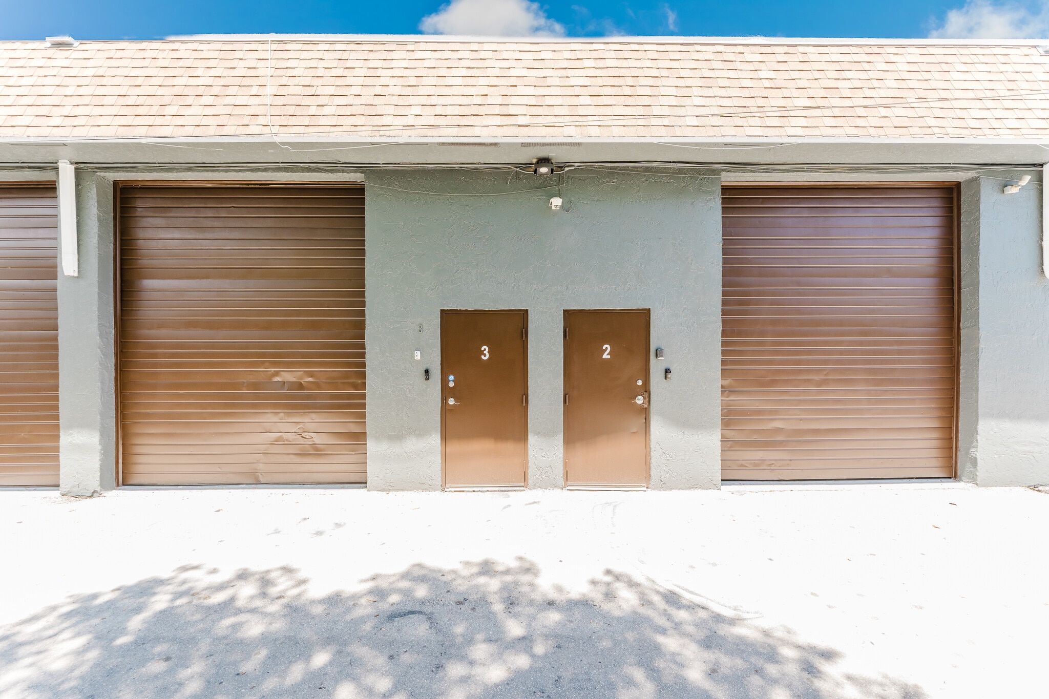 259 SE 1st Ter, Deerfield Beach, FL for lease Primary Photo- Image 1 of 22