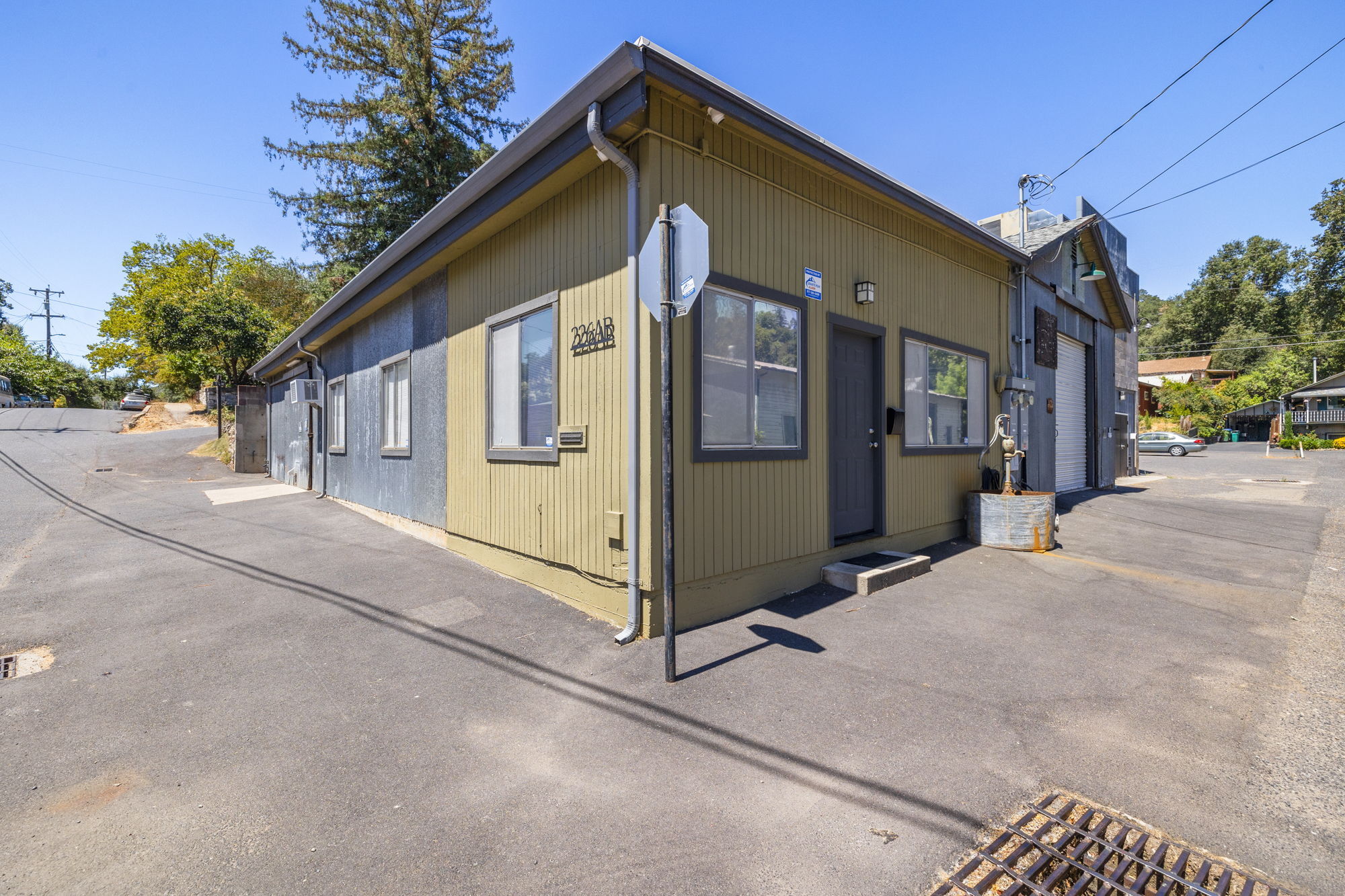 226 W Jackson St, Sonora, CA à vendre Photo principale- Image 1 de 17