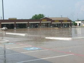4125 Broadway Blvd, Garland, TX for lease Building Photo- Image 1 of 4