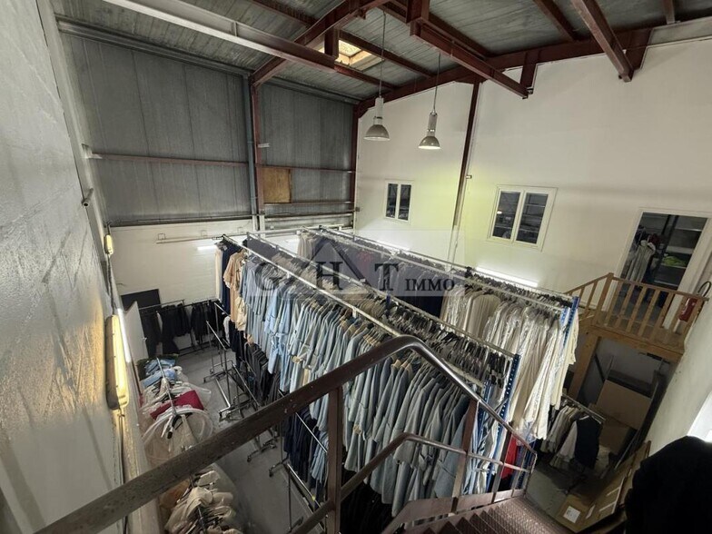 Industrial in Pantin for sale - Building Photo - Image 3 of 12