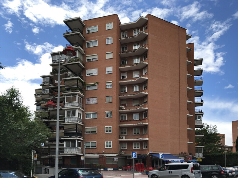 Calle Empecinado, 62, Móstoles, Madrid for sale - Building Photo - Image 2 of 2