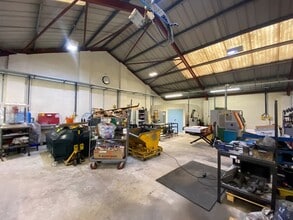 81-83 Cutlers Rd, South Woodham Ferrers à louer Photo intérieure- Image 2 de 7