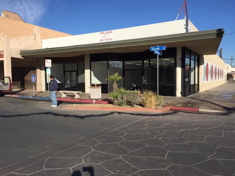 249-255 E 2nd St, Calexico, CA for lease - Building Photo - Image 2 of 4