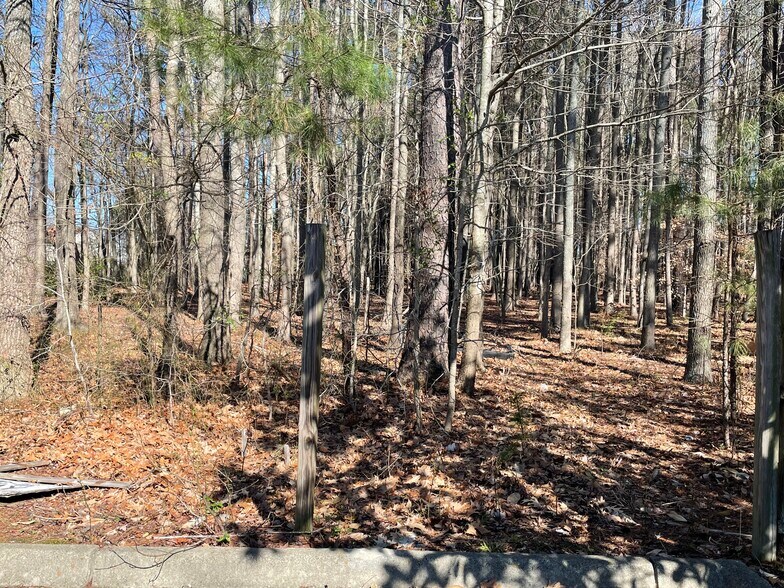 15408-15410 Warwick Blvd, Newport News, VA à vendre - Photo du bâtiment - Image 3 de 4