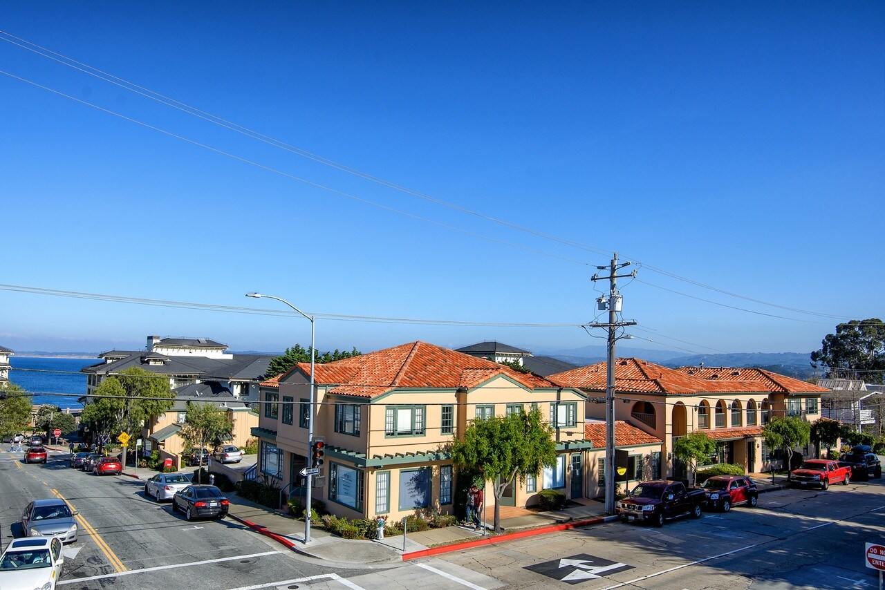 380-398 Foam St, Monterey, CA for lease Primary Photo- Image 1 of 8