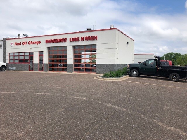 321 W Prairie View Rd, Chippewa Falls, WI for sale - Building Photo - Image 3 of 20