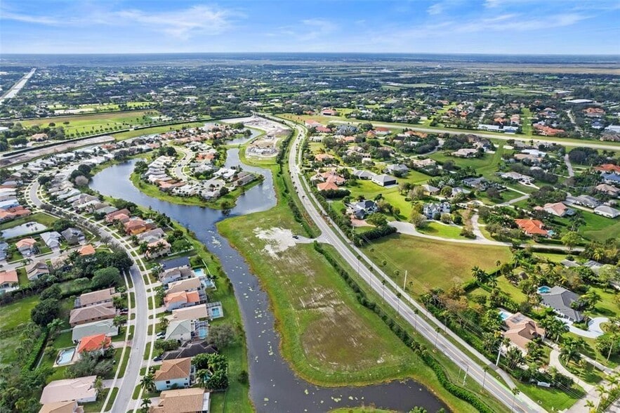 2500 Aero Club Dr, Wellington, FL for sale - Building Photo - Image 2 of 4