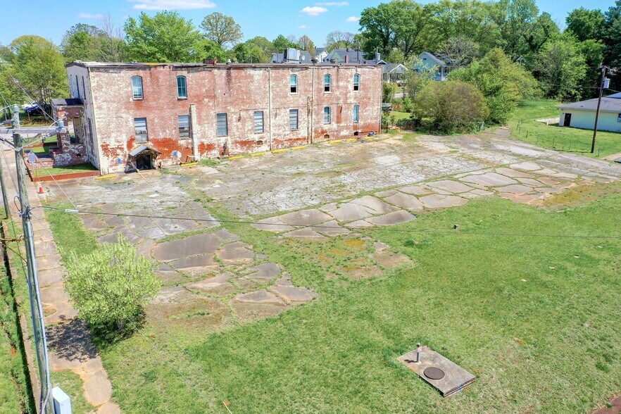 255 A St, Greenville, SC à vendre - Photo du bâtiment - Image 2 de 20