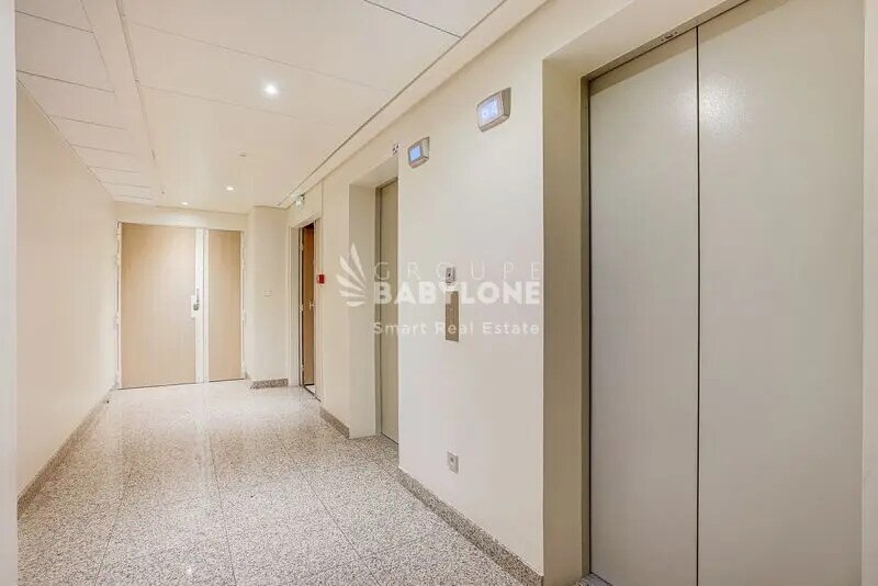 77-83 Avenue Edouard Vaillant, Boulogne-Billancourt for lease Lobby- Image 1 of 3