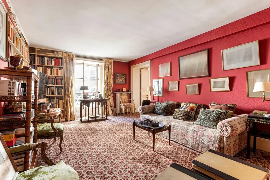 Office in Paris for sale - Interior Photo - Image 2 of 7