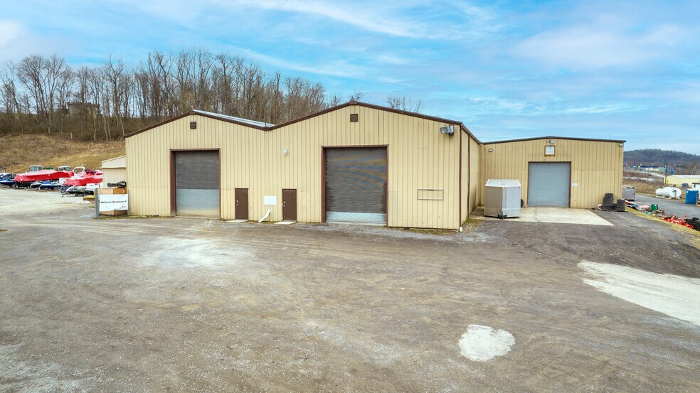 2101 Pleasant Valley Rd, Fairmont, WV à vendre - Photo du bâtiment - Image 3 de 14