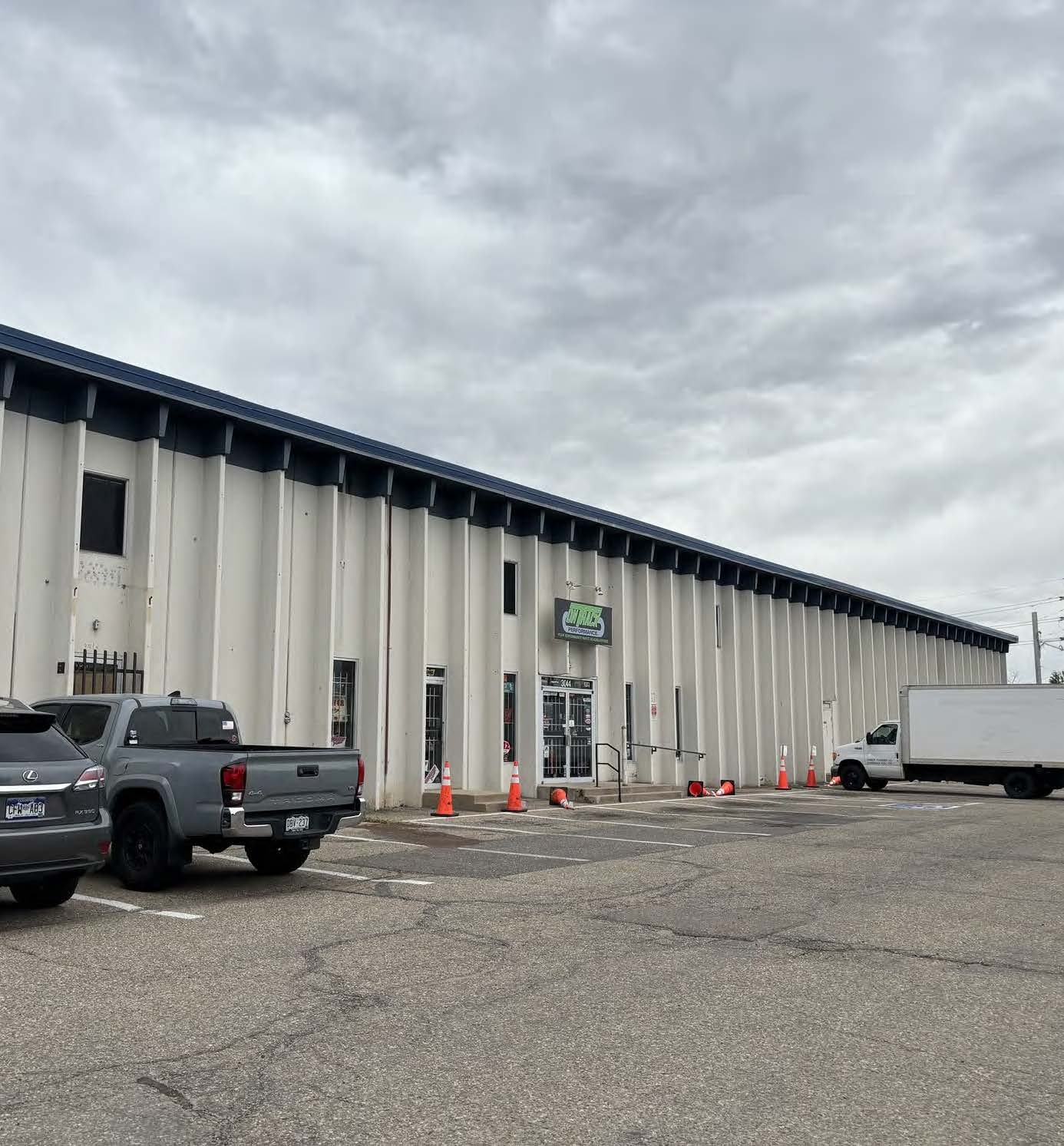 3000-3066 S Platte River Dr, Englewood, CO for lease Building Photo- Image 1 of 9