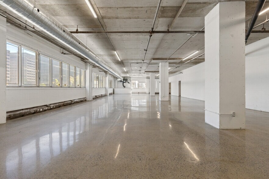 9500 Rue Meilleur, Montréal, QC for lease - Building Photo - Image 3 of 11