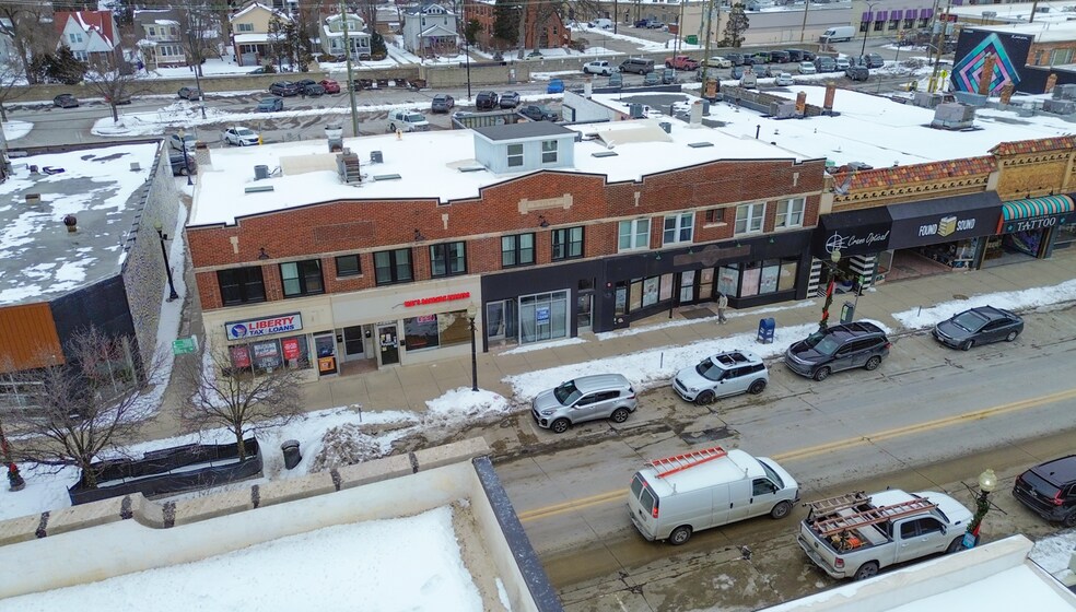 234-236 W 9 Mile Rd, Ferndale, MI for lease - Aerial - Image 2 of 4