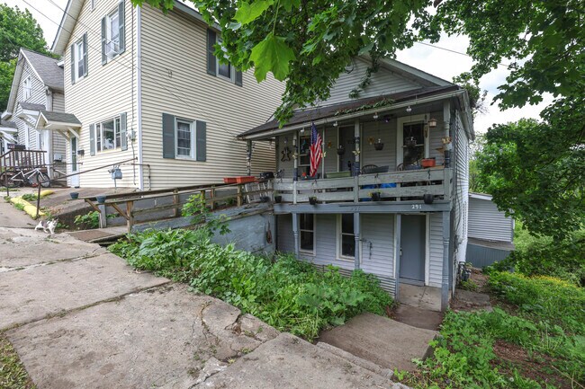 More details for 291 Sunset Dr, Corning, NY - Multifamily for Sale