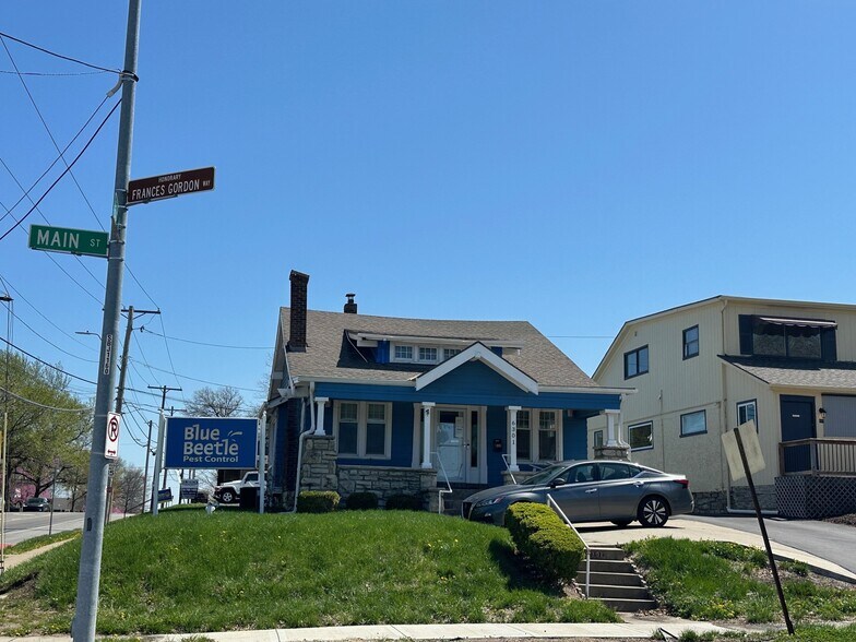6301 Main St, Kansas City, MO for lease - Primary Photo - Image 1 of 7