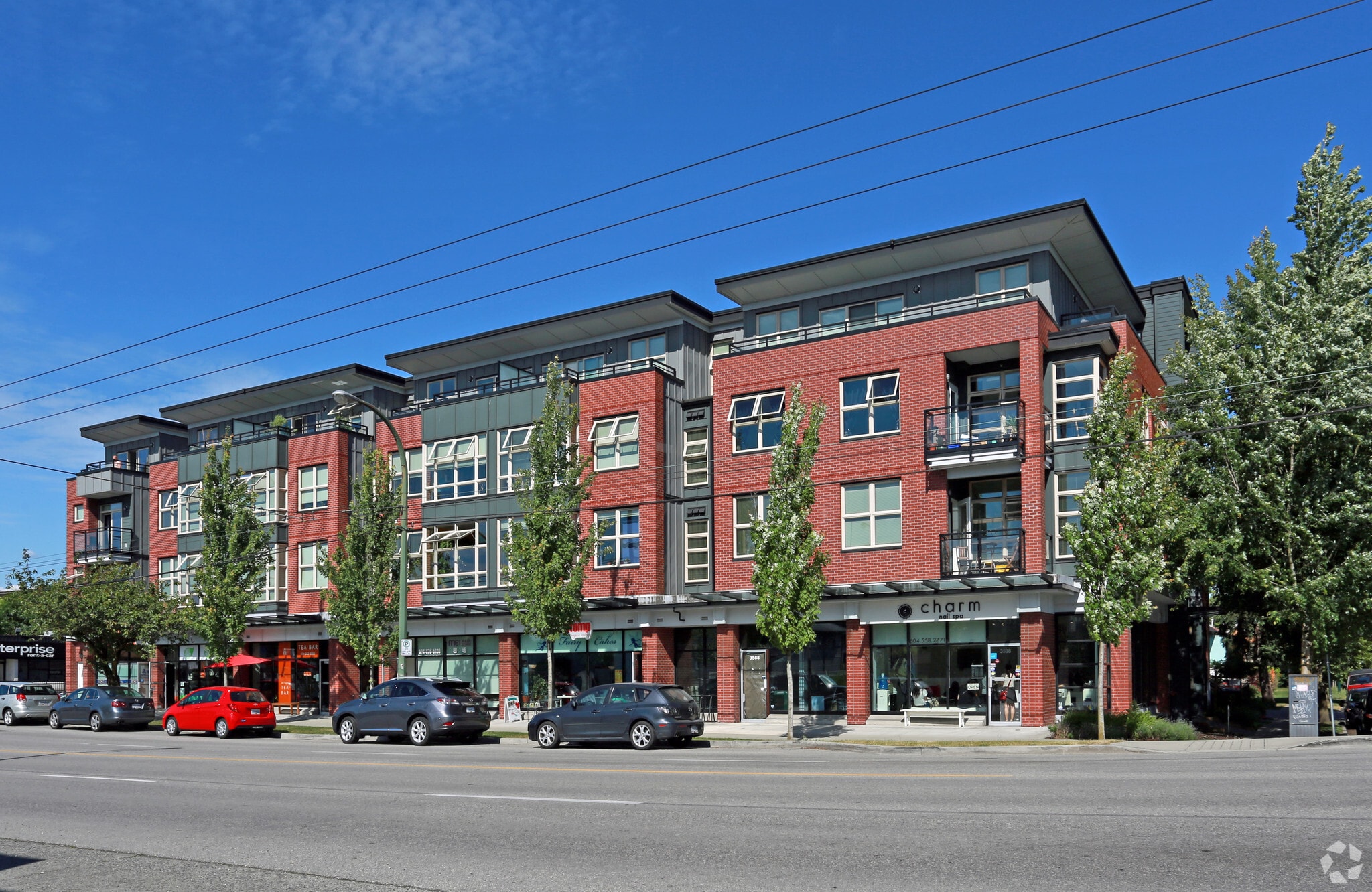 3558-3598 Fraser St, Vancouver, BC à vendre Photo principale- Image 1 de 11